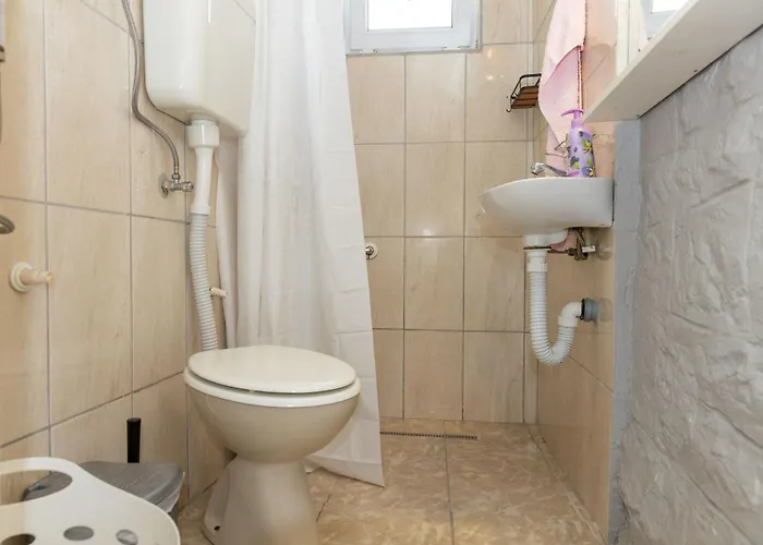 Old House With Terrace - For Guests On A Budget